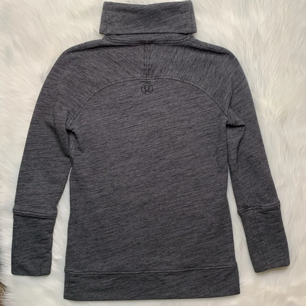 Lululemon Turtleneck Sweatshirt